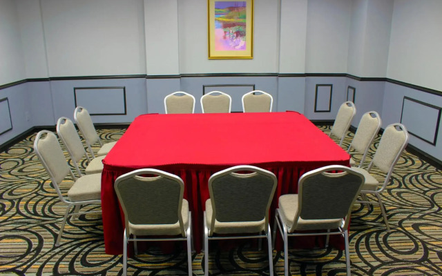 Holiday Inn Express Van Nuys by IHG