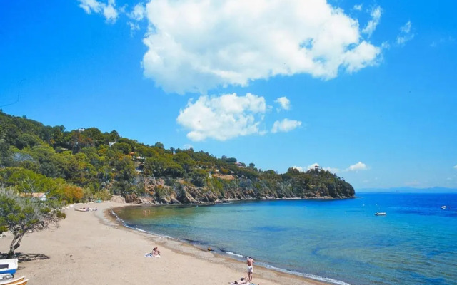 Apartment in Capoliveri Near Sandy Beaches