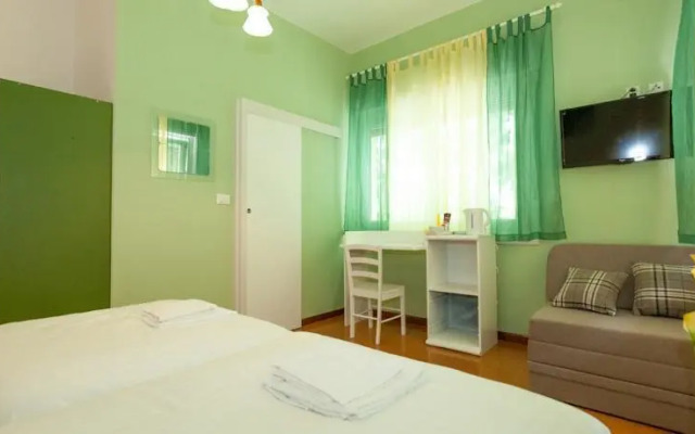 Accommodation Jarula