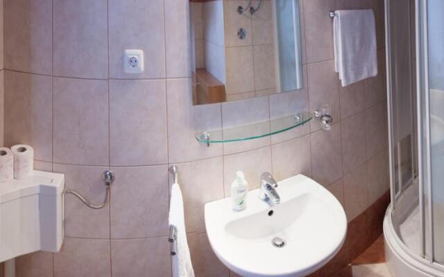 Apartments Rajna