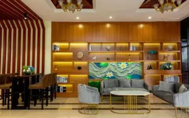 Huaxi Boutique Theme Hotel