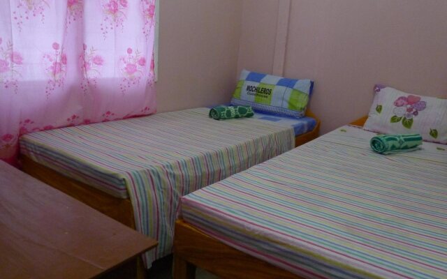 Mochileros Guesthouse