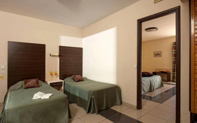 Senses Blue Boutique hotel