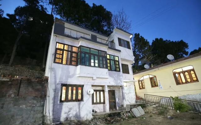 Rajnish by OYO Rooms