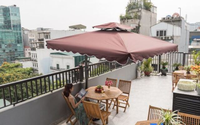 Narcissus 2 Hotel & Apartment