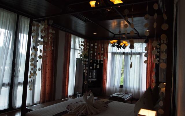 Racha Kiri Resort and Spa Khanom