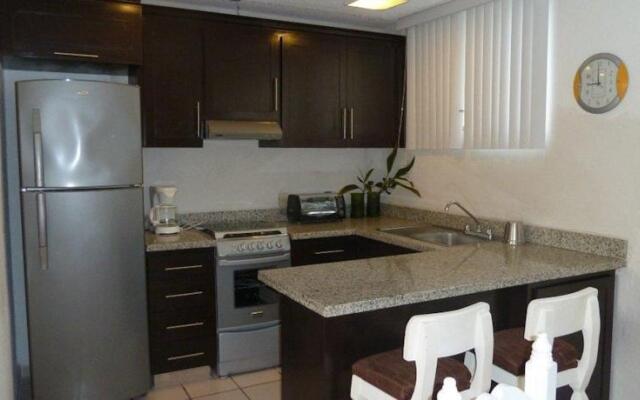 Condo In Manzanillo