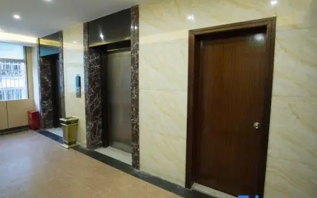 Shantou Naisimei Residence (The Mixc Longyan South Road Food Street)