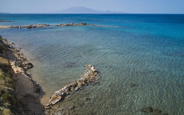 Oceanis Luxury Suites