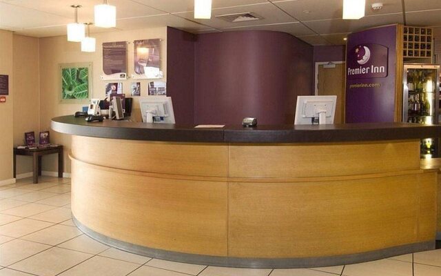 Premier Inn Manchester Trafford Centre West