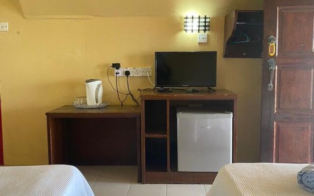 Charlie Langkawi Motel