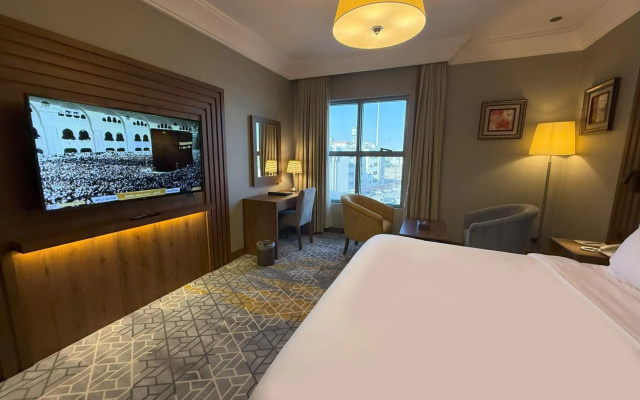 Crown Town Hotel