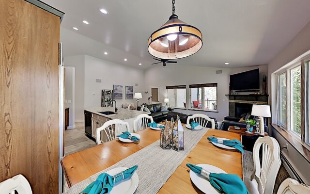 1580mrub 2 Bedroom Townhouse