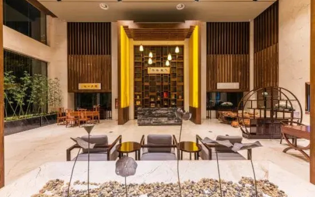 Xili International Hotel