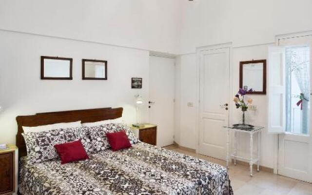 Il Cedrangolo House