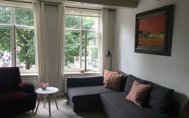 Herengracht Canal Apartment