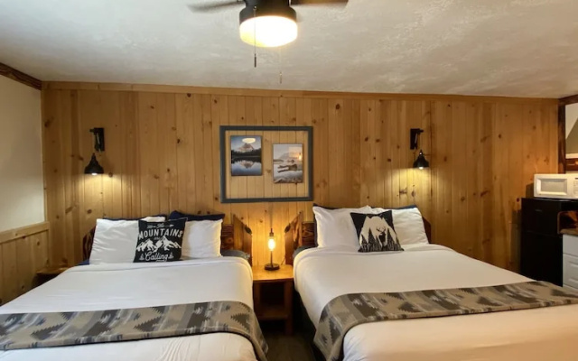 Columbia Point Resort