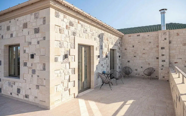 Luminus Arcus Villa