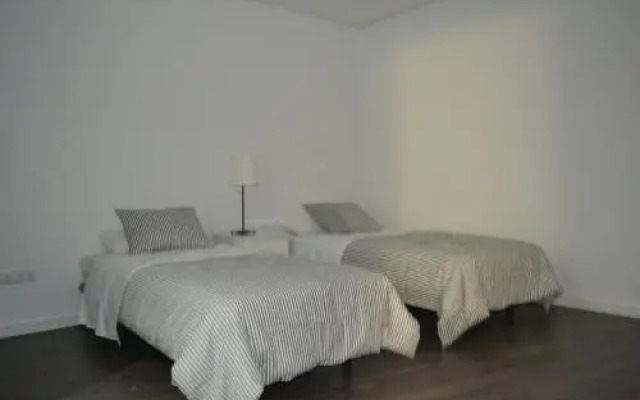 Room Gran Vía Apartments