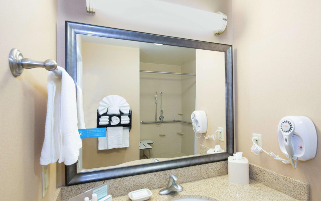 Hampton Inn Suites Scottsboro