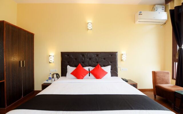 Capital O 1608 Hotel the Grand Welcome