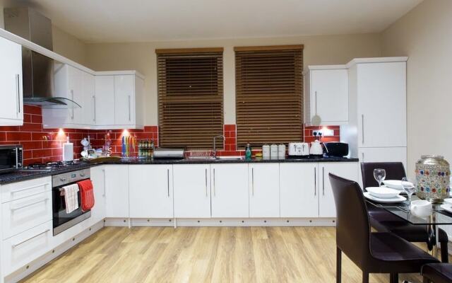 Select Serviced Apartments
