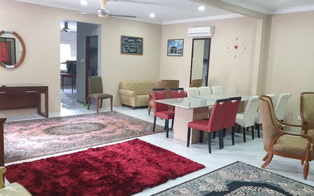 4 Bedroom Bungalow With Private Pool