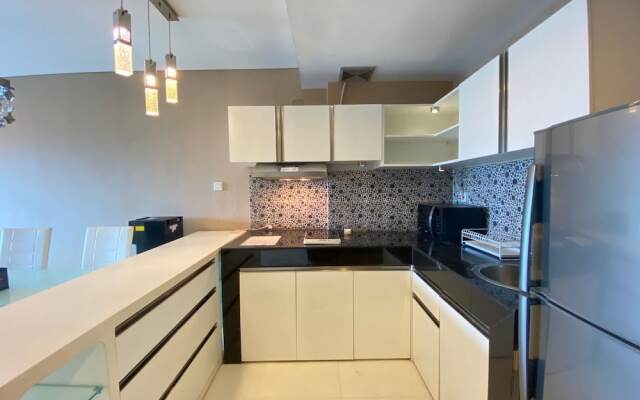 Deluxe & Well Appointed 2BR at El Royale Apartment