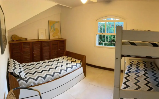 Casa Perequê 100 metros da praia