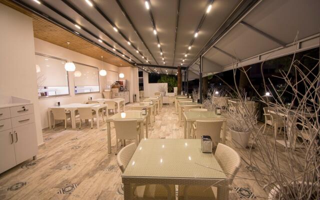 Munamar Beach Residence