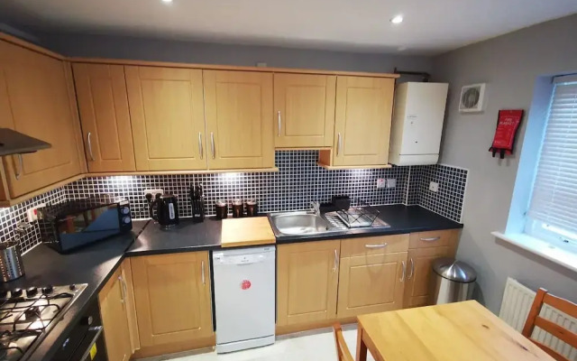 McDonald Road Apartment