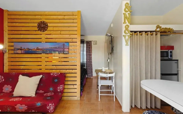 1BR Pet-friendly Studio Parking & Backyard BBQ