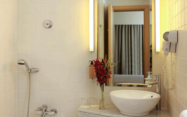 Hotel Novotel Suites Mall Avenue Dubai