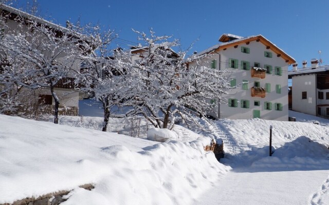 Rocca Bruna Apartments