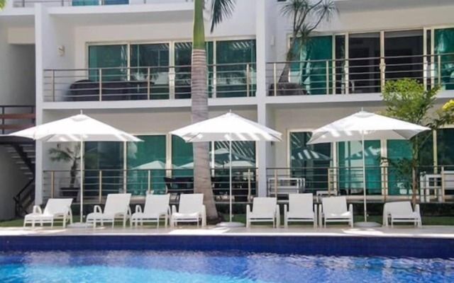 Via 38 Buda By Playa Paradise