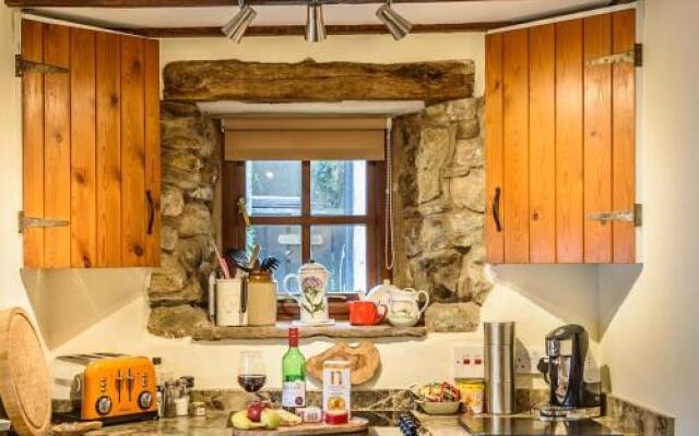 Westside Cottage