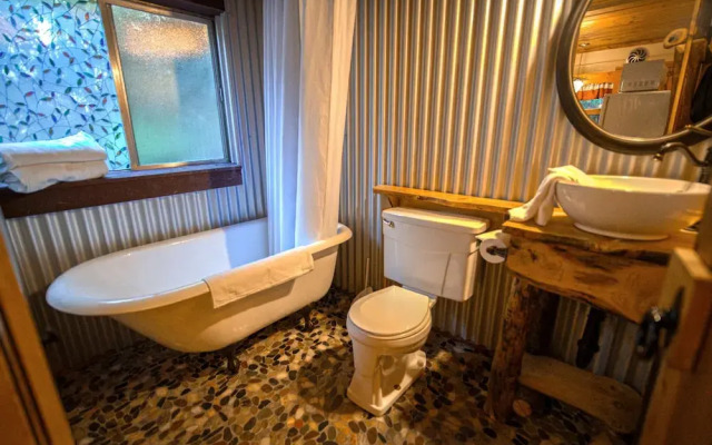 Arrowhead Pine Rose Cabins