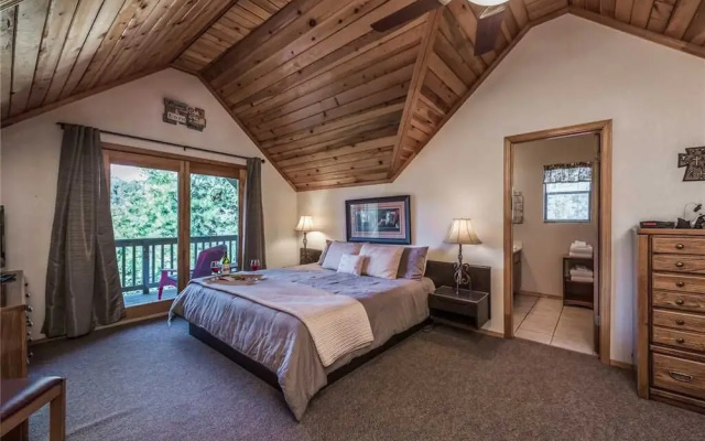 Breakaway Cabin - Three Bedroom Cabin