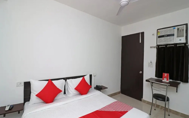 OYO Flagship 26898 Galleria