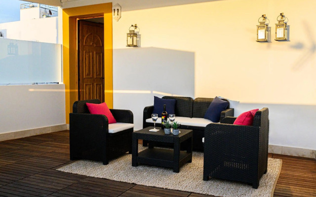 Lantia Rooftop House