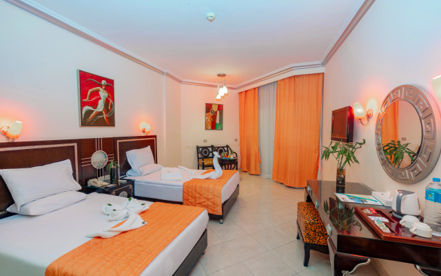 Sphinx Aqua Park Beach Resort