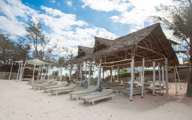 AHG Lion Beach Resort