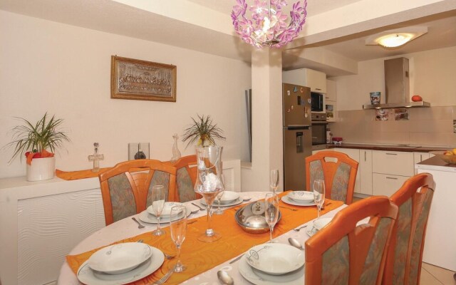 Awesome Home in Solin with Hot Tub, WiFi & 2 Bedrooms