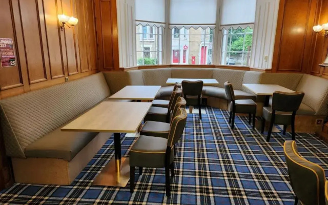 The Victoria Hotel