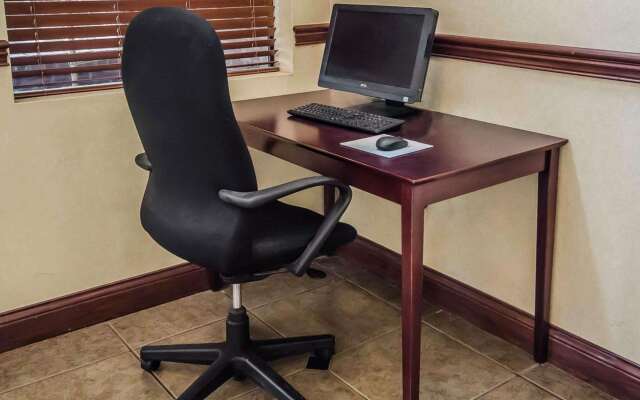 Quality Suites Jeffersonville - Louisville North