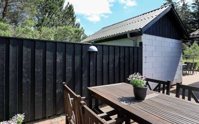 6 Person Holiday Home in Albaek