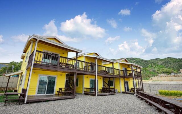 Samcheok Joenchingu Pension