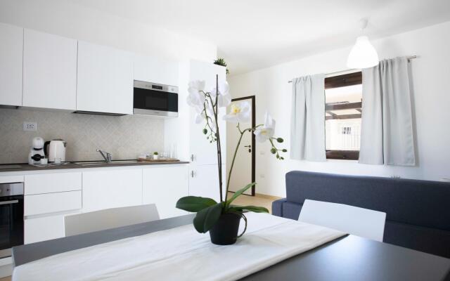 Welcomely - Degli Artigiani - Il Grifone