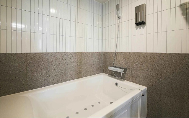 Brown Dot Hotel Chungju City Hall