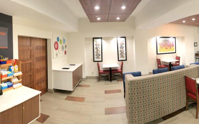 Holiday Inn Express Hotel & Suites Decatur by IHG